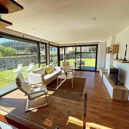 Casa El Lloreu Holiday home