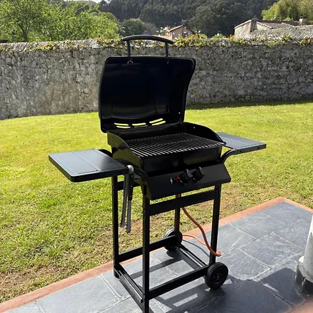 Casa El Lloreu 度假居